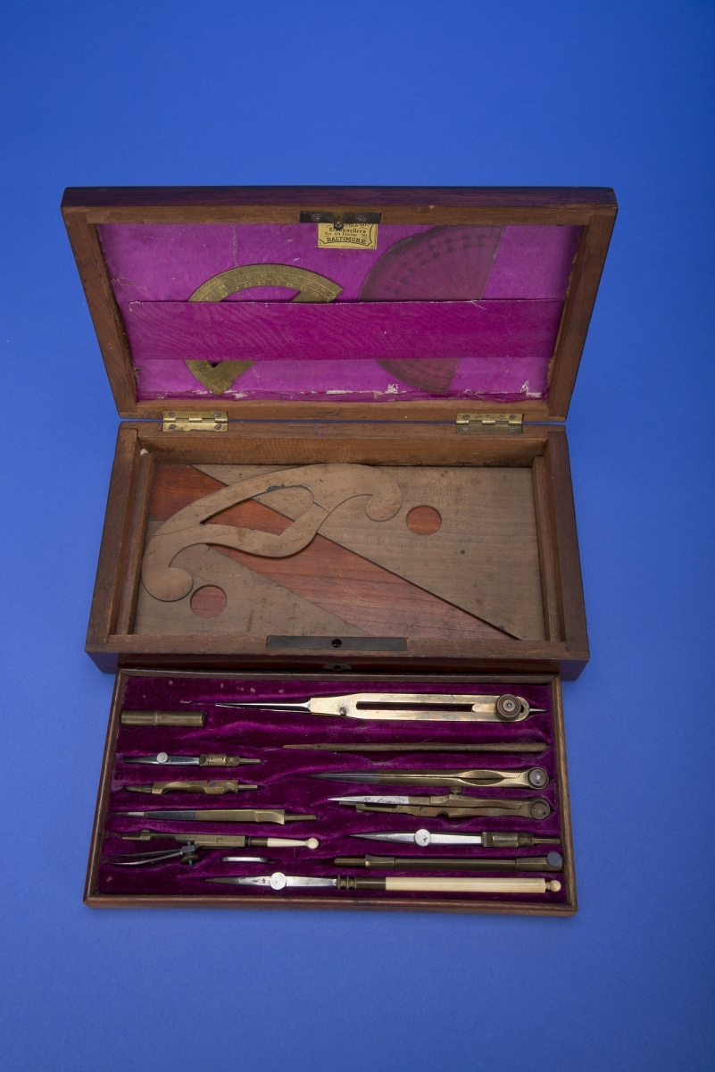 Compas Superieurs Case of Drawing Instruments Sold by William Minifie, circa 1900.
