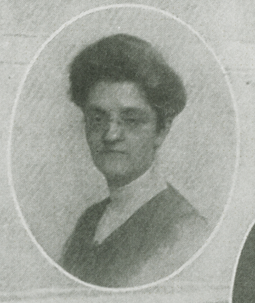Mabel Sykes in 1923.